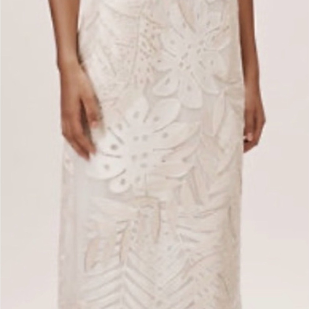 BHLDN Elegant White Floral Wedding Dress - Picture 5 of 11